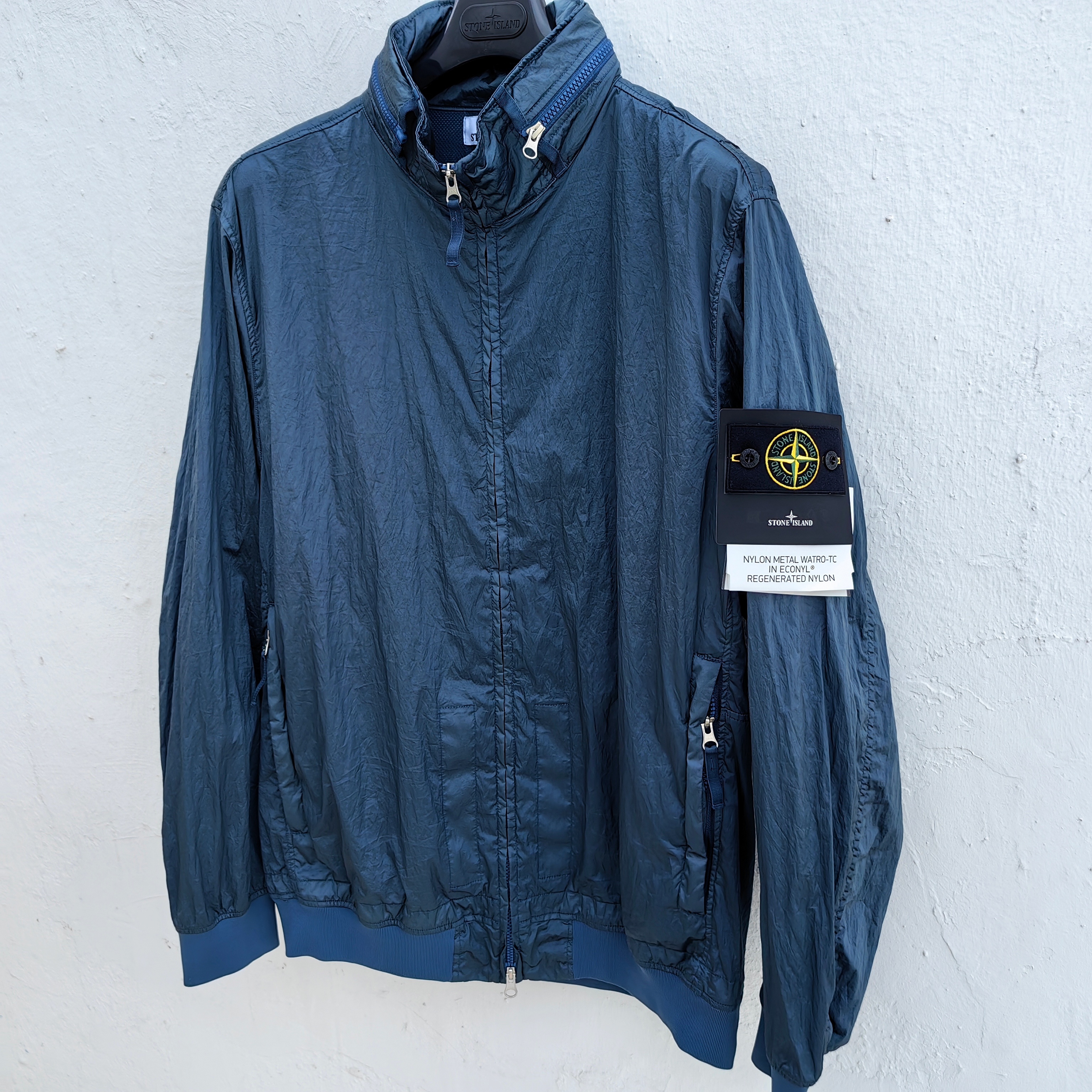 STONE ISLAND STONE ISLAND LOGO PATCH ZIPPED JACKET