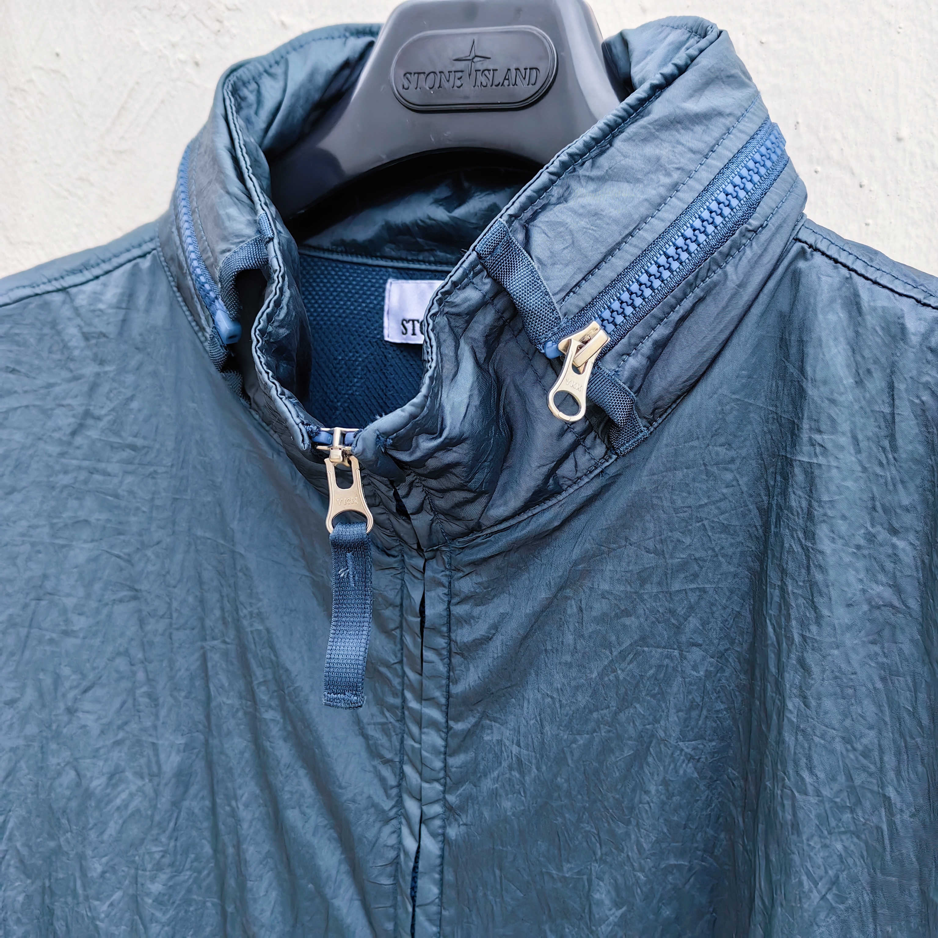 STONE ISLAND STONE ISLAND LOGO PATCH ZIPPED JACKET