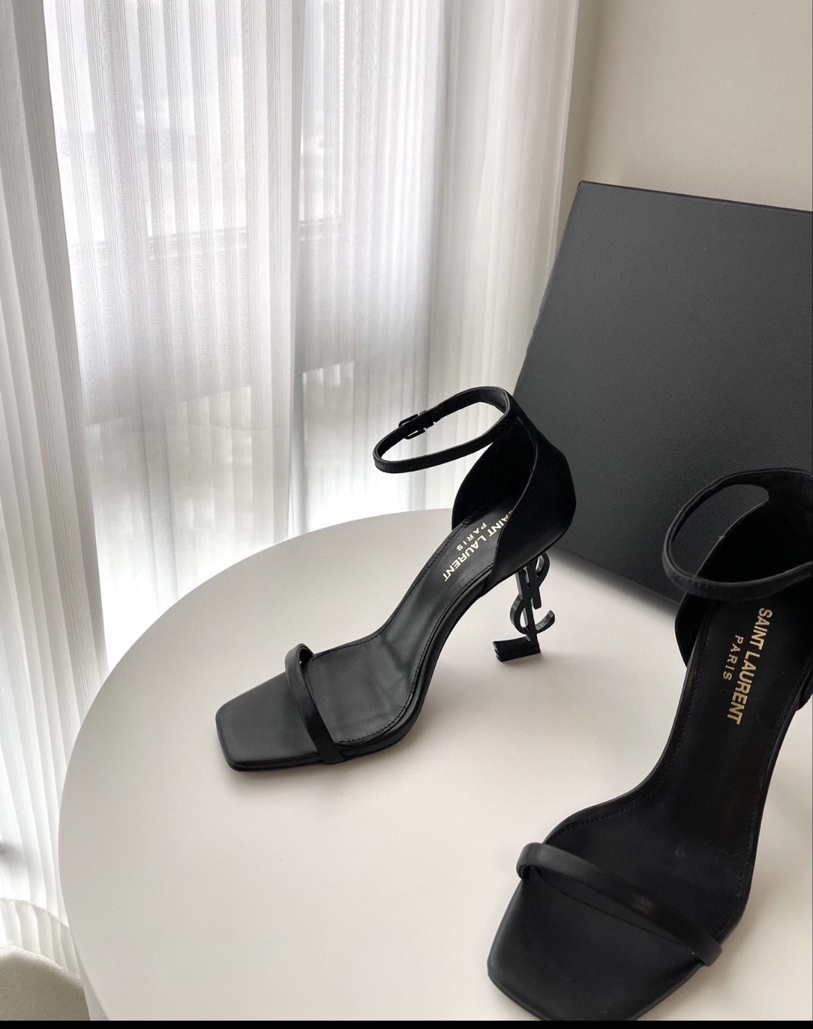 Saint Laurent Opyum Square-toe Sandals In Black