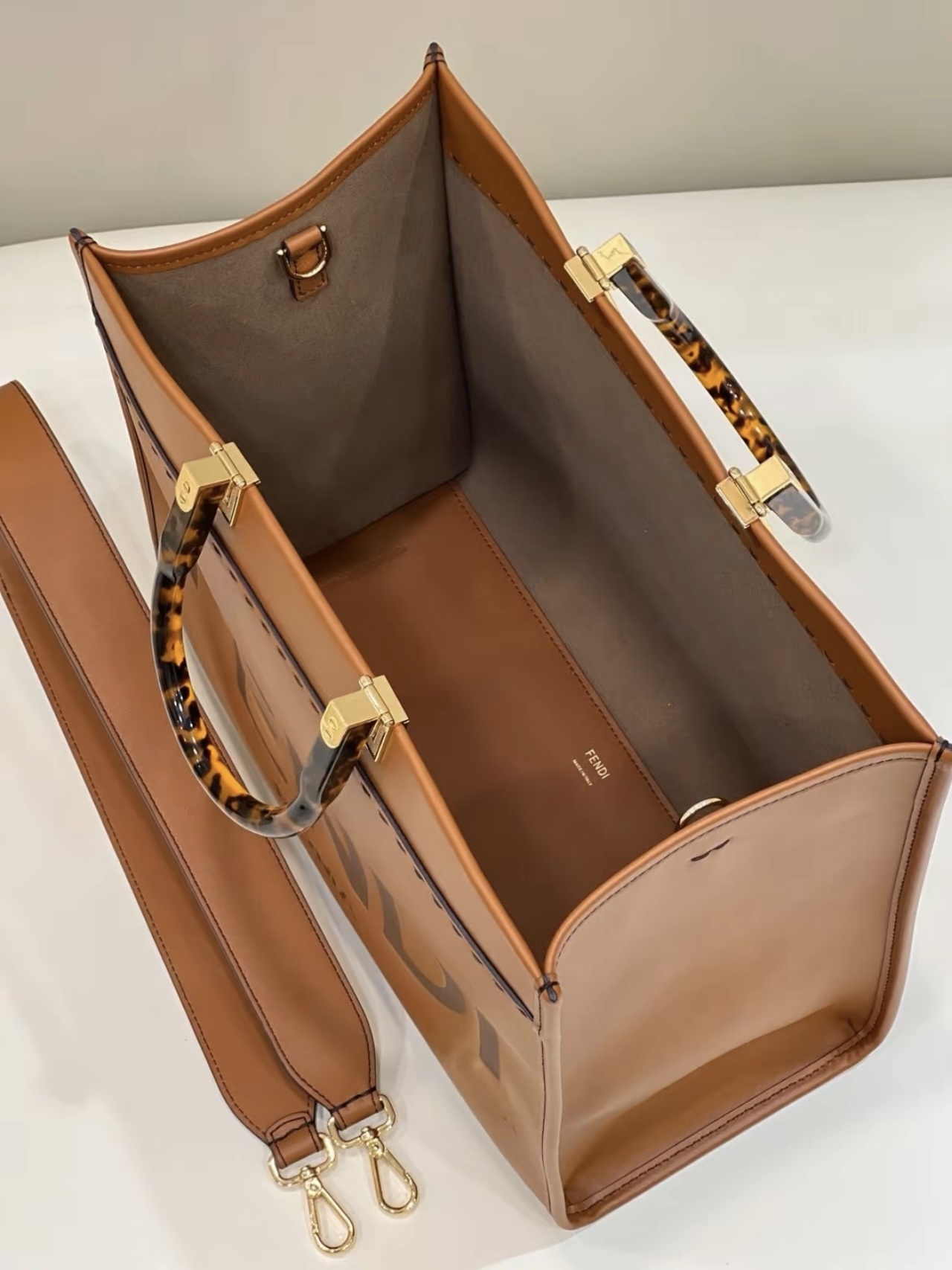 Fendi Brown Leather Sunshine Medium Shopper Tote (authentic Pre-loved) In Brown