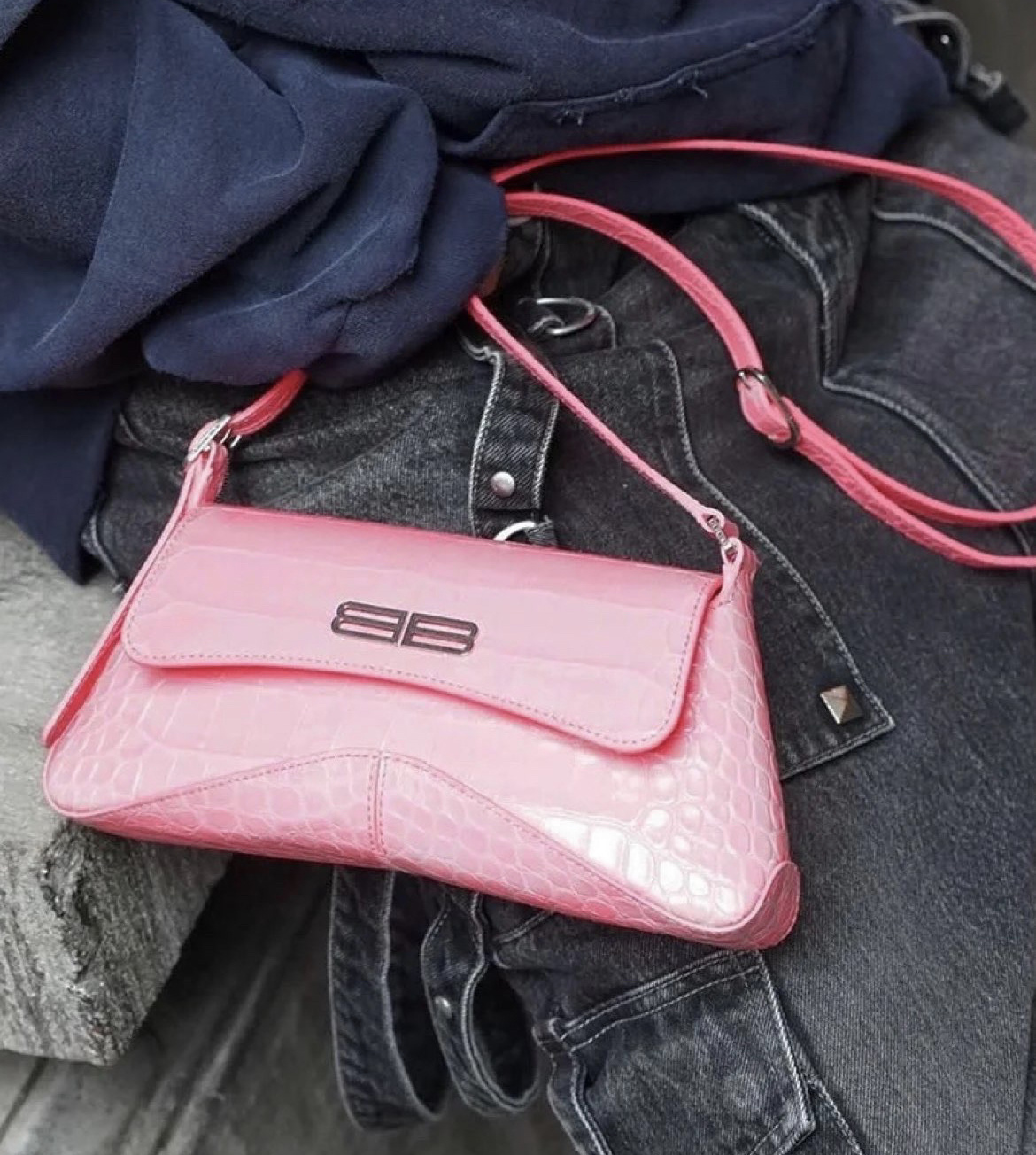 Balenciaga Xx Flap Crocodile Embossed Leather Shoulder Bag In Pink