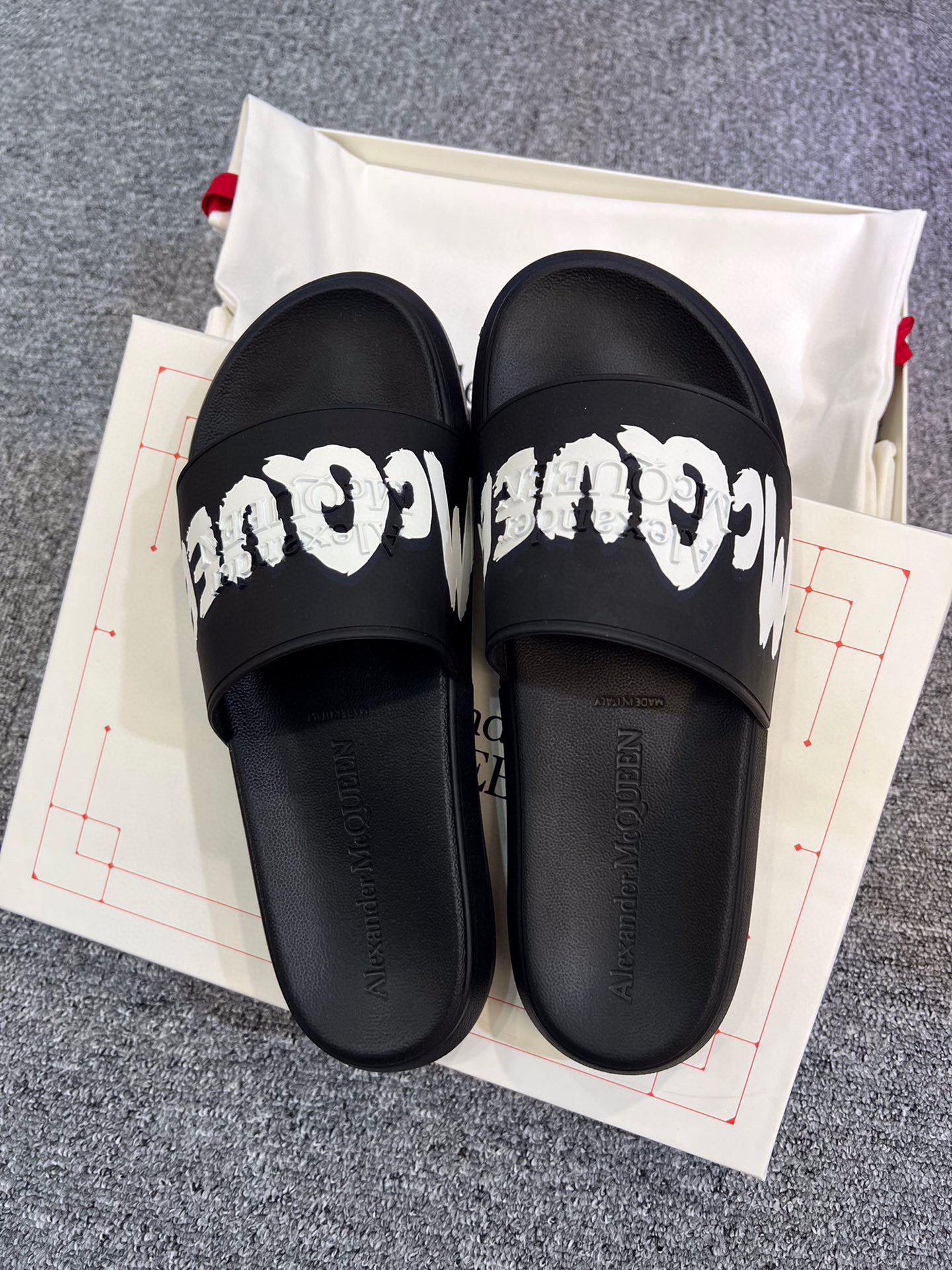 Shop Alexander Mcqueen Logo-print Open Toe Slides In Black