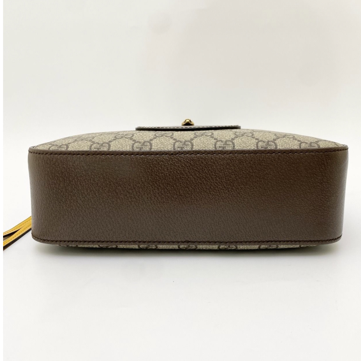 GUCCI GUCCI NEO VINTAGE GG SUPREME MESSENGER BAG