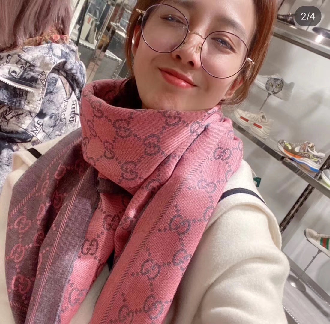 GUCCI GG WOOL SCARF