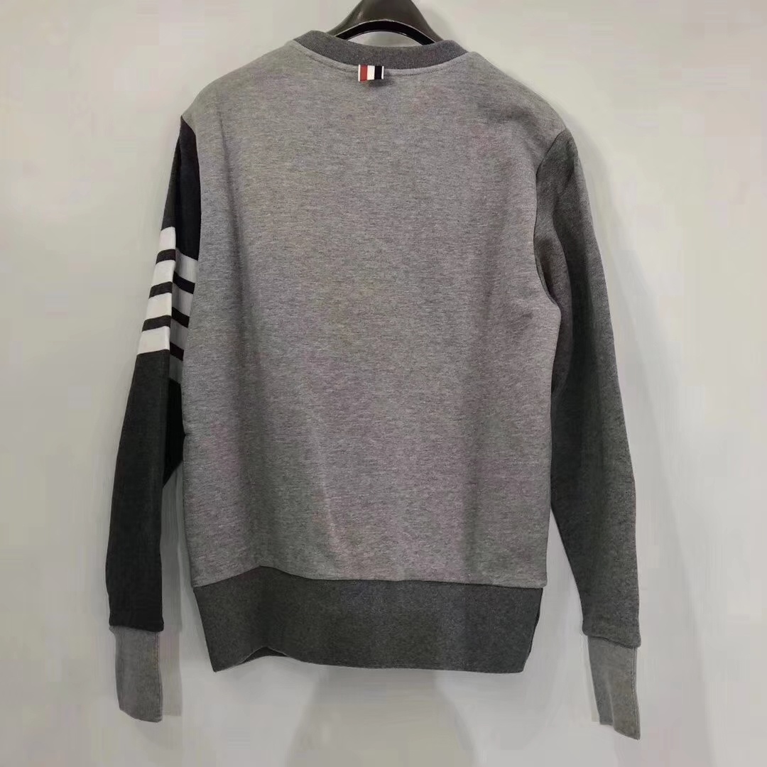 Thom Browne 4-bar Loopback Crew Neck Sweatshirt In Gray